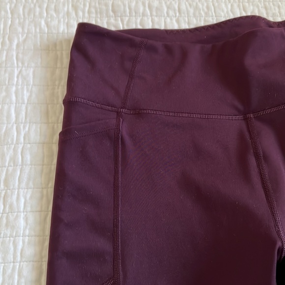 Victoria’s Secret Exercise Leggings - Picture 2 of 7